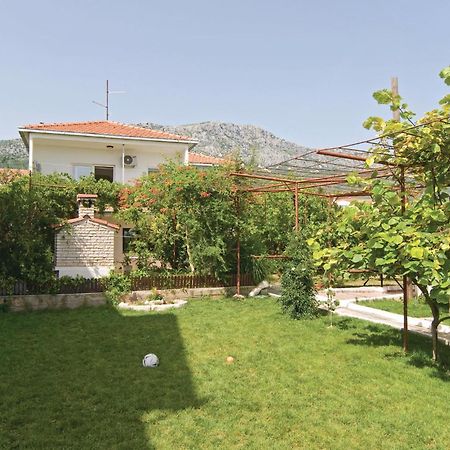 Lovely Apartment In Kastel Kambelovac With Wifi Kaštela Exteriér fotografie